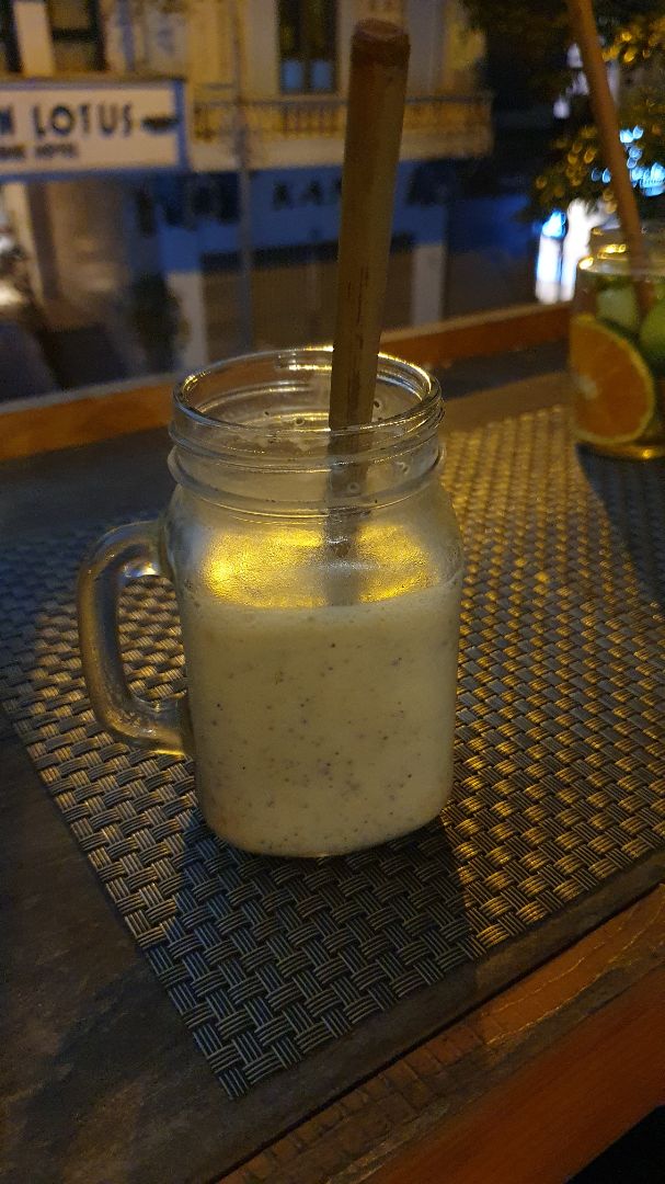photo of Jalus Vegan Kitchen Simply Smoothie shared by @hugihugla on  22 Mar 2020 - review