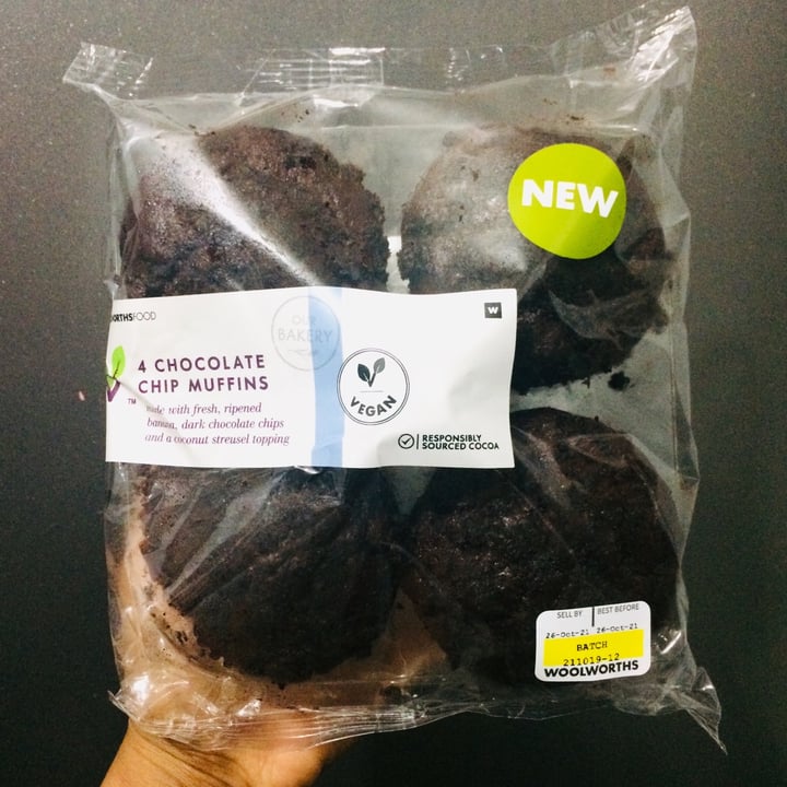 photo of Woolworths Food Chocolate chip muffins shared by @nikki-c on  21 Oct 2021 - review