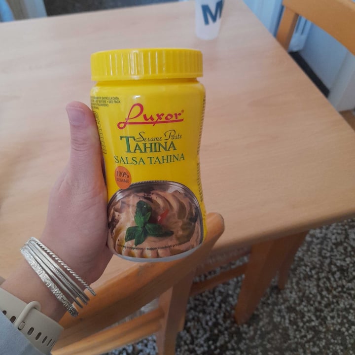 photo of Luxor salsa tahina shared by @luciacanonero on  22 Mar 2022 - review