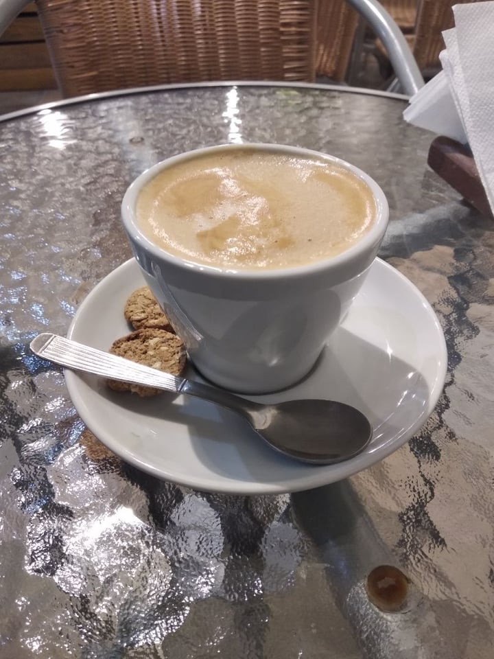 photo of Mandala Café con leche de almendras shared by @brenduliiii on  05 Aug 2019 - review