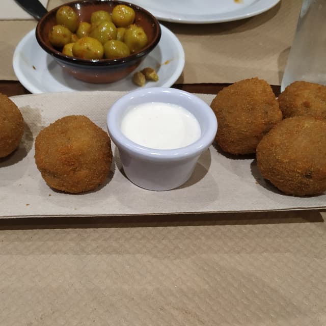 Foto do prato “Croquetas”