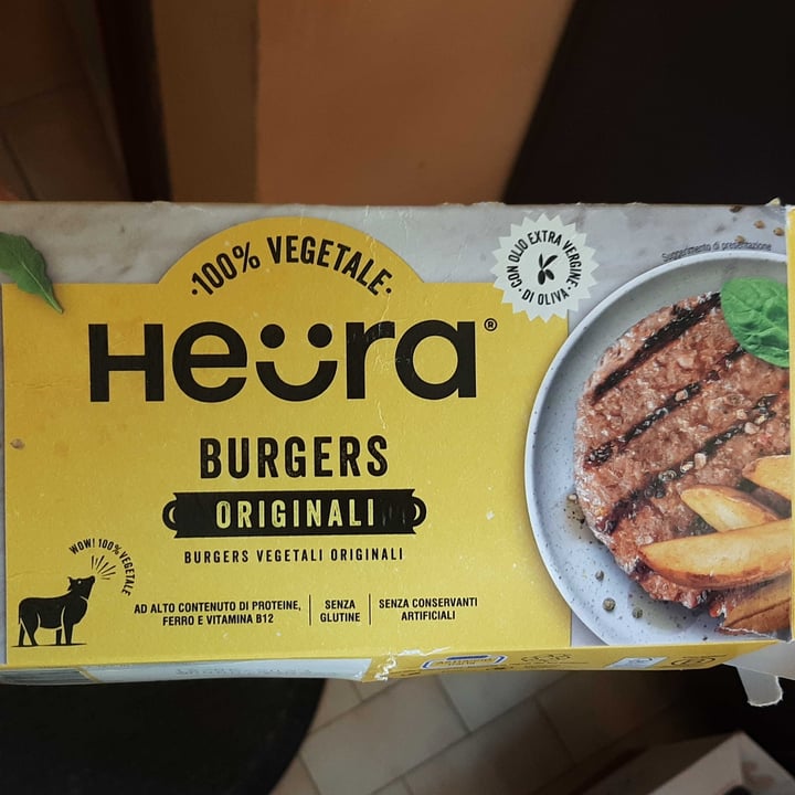 photo of Heura Burgers Originali shared by @miveg on  04 May 2022 - review