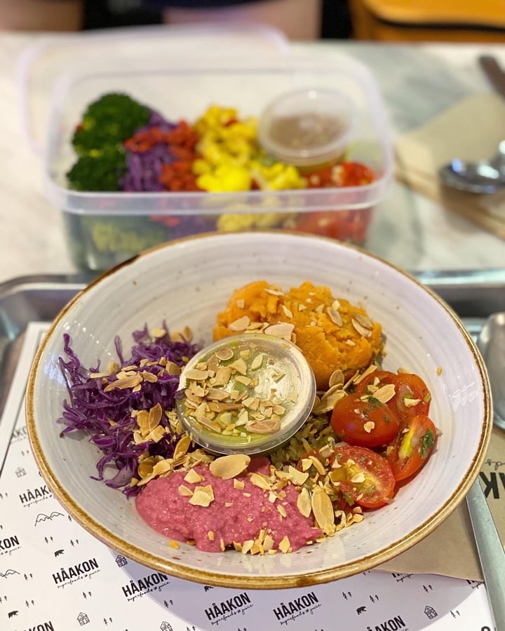 photo of Haakon Superfoods and Juice Salad Bowl shared by @peasfulpea on  24 Dec 2019 - review