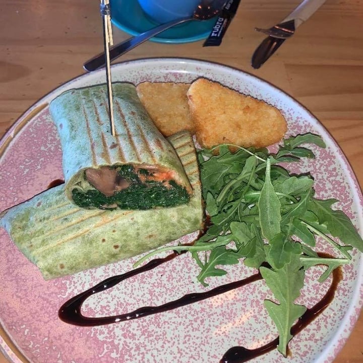 photo of Lot Six Zero Vegan Brekky Wrap shared by @vmuter on  20 Aug 2020 - review