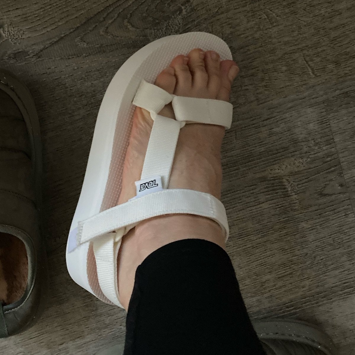 Teva Flatform Universal Review abillion