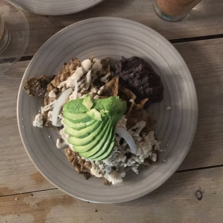 photo of Aura Vegana Chilaquiles shared by @michdmz on  18 Jan 2021 - review
