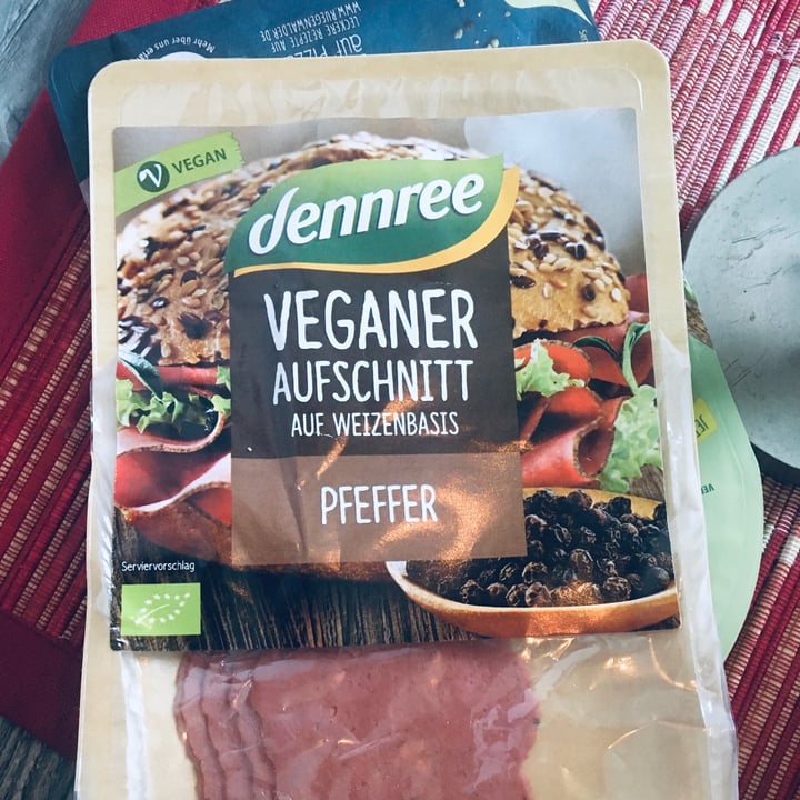 photo of Dennree Veganer Aufschnitt Pfeffer shared by @linapina on  13 Jan 2021 - review