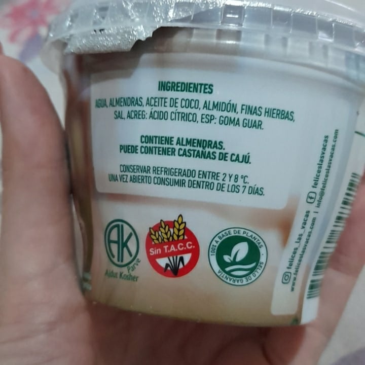 photo of Felices Las Vacas Queso Untable Fantastique Finas Hierbas shared by @nati95 on  23 Mar 2022 - review