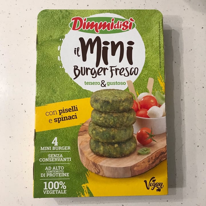 photo of Dimmidisi il miniburger fresco con piselli e spinaci shared by @ariannaarisio on  05 Jun 2022 - review