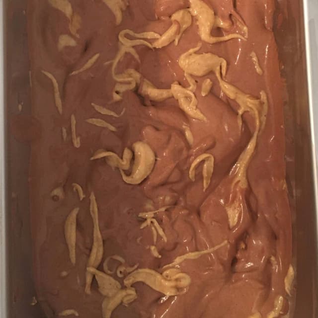 「Chocolate ice cream with peanut butter」の料理の写真