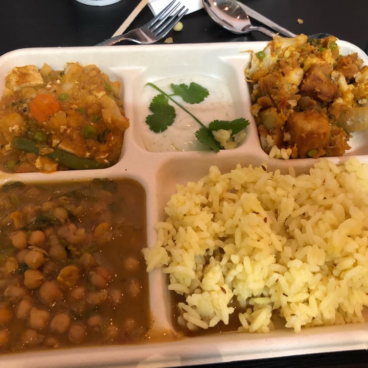 photo of Earthling Thali shared by @ele2 on  16 Nov 2022 - review