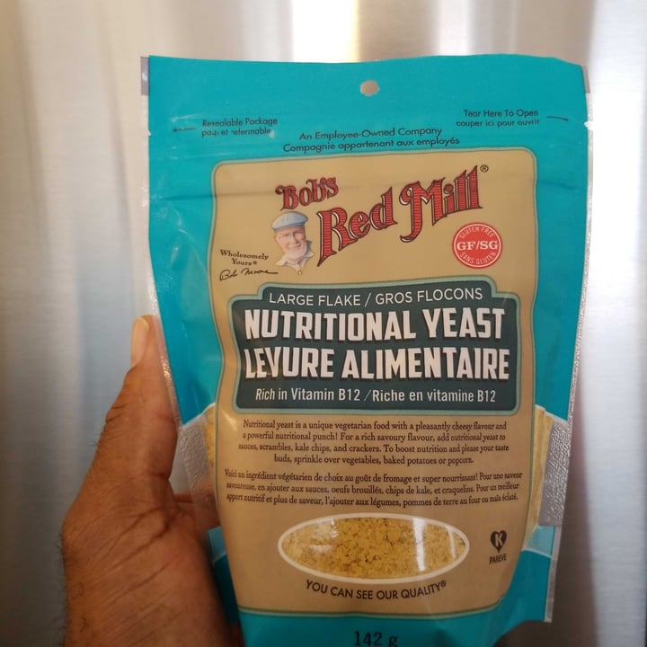 photo of Bob's Red Mill Large Flake Nutritional Yeast shared by @gqvegan on  18 Jan 2021 - review