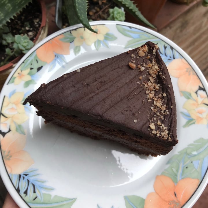 photo of Bioma plant based café Porción torta Bruce shared by @vegandann on  02 Sep 2021 - review