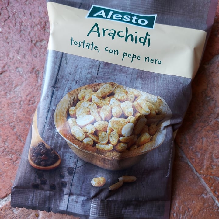 review photo of Alesto Arachidi Tostate Con Pepe Nero shared by @rossellakiddo on 02 Jun 2022 - review