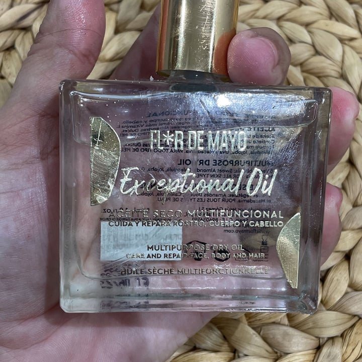 photo of Flor de mayo Exceptional Oil shared by @missborderias on  02 Jul 2022 - review