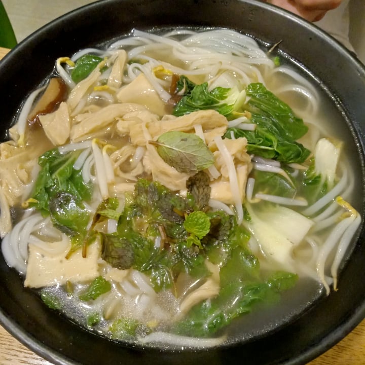 photo of Green BA Chicken Mushroom Pho (Soup) shared by @maiwennmia on  01 Dec 2021 - review