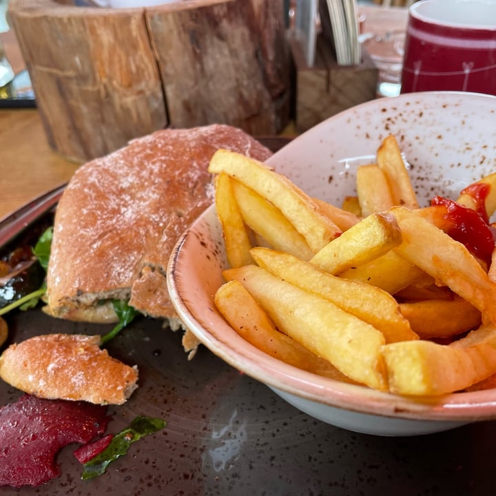 photo of KrallerAlm Sweet potato  burger shared by @penny2016 on  13 Jan 2022 - review