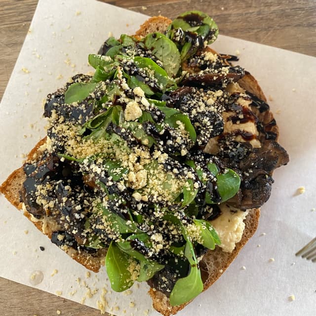 「Truffle Toast」の料理の写真