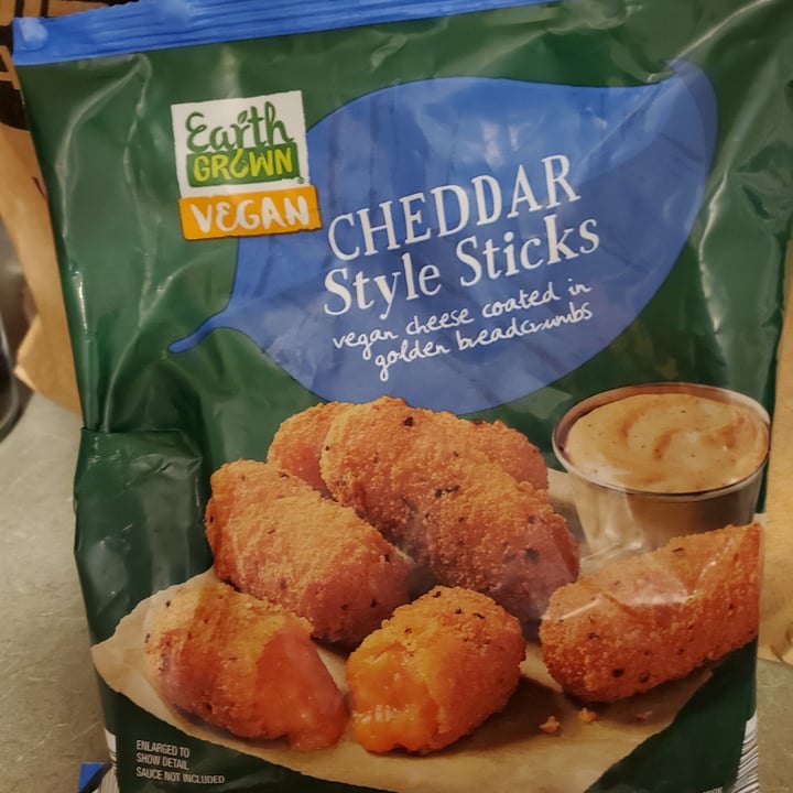 photo of Earth Grown Cheddar cheese sticks shared by @dusty1 on  09 Jan 2021 - review