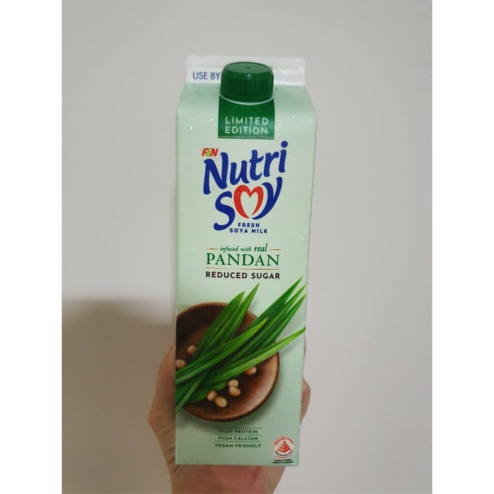 photo of F&N Nutrisoy Pandan Flavoured Soy Milk shared by @shengasaurus on  15 Jun 2020 - review