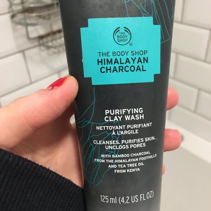photo of The Body Shop Himalayan Charcoal Purifying Clay Wash shared by @laradoran on  10 Feb 2021 - review