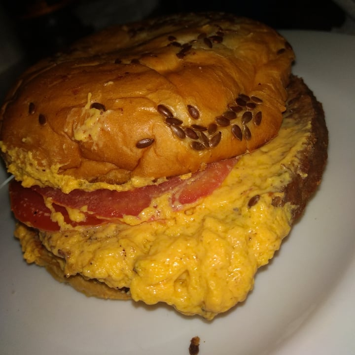 review photo of Burger 54 Not chesse burger shared by @valengr on 23 Feb 2021 - review