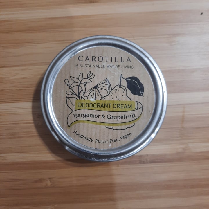 review photo of Carotilla Deodorant cream shared by @poji on 14 Apr 2022 - review