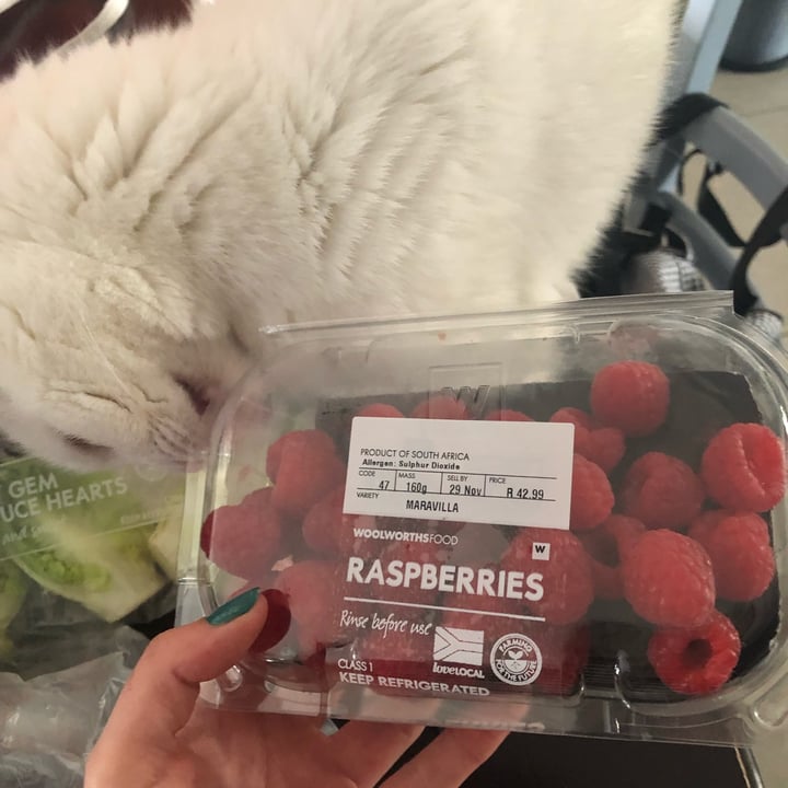 photo of Woolworths Food Raspberries shared by @mimi2308 on  27 Nov 2021 - review