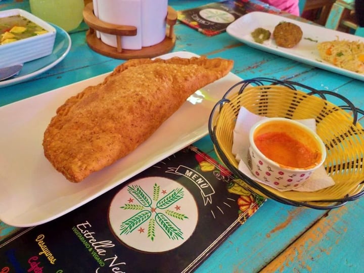 review photo of Estrella Negra Empanada Vegana shared by @pmolinan on 07 Jan 2020 - review