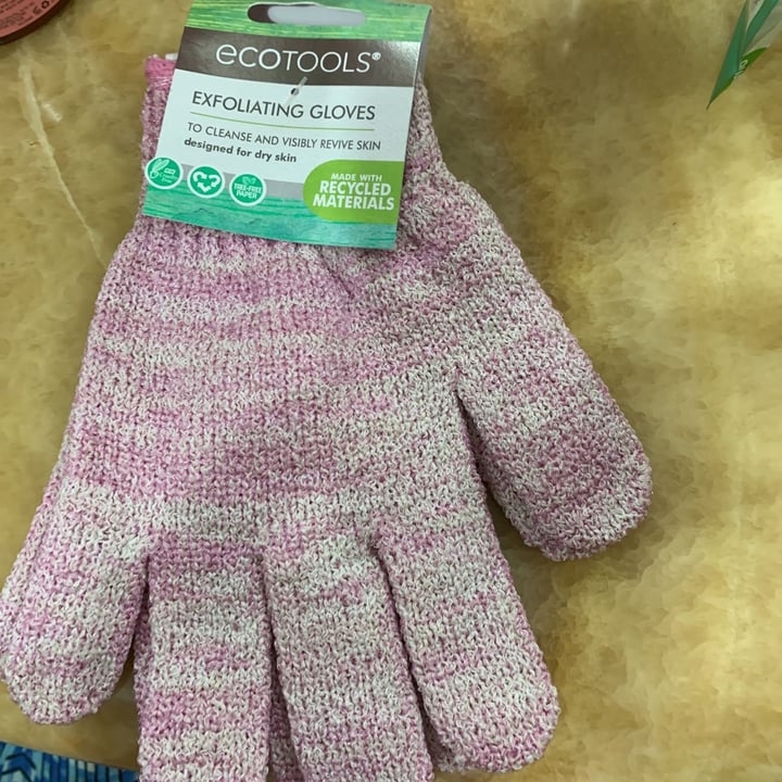 photo of EcoTools Exfoliating Gloves shared by @azrarauff on  06 May 2020 - review