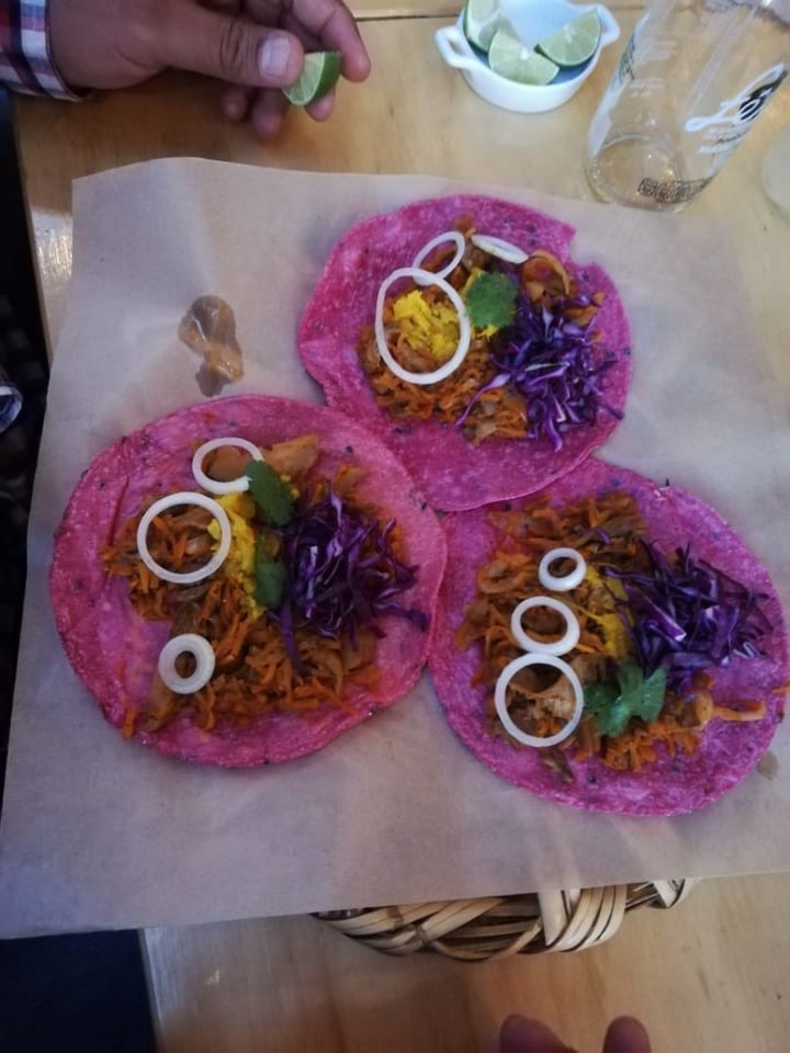 photo of La Pitahaya Vegana Tacos De Pastor shared by @interfacemx on  01 Dec 2019 - review