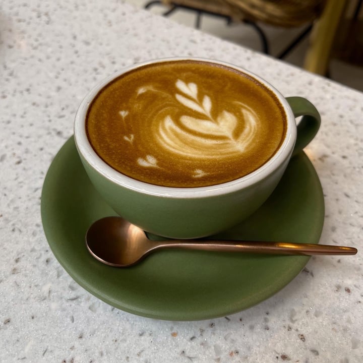 review photo of Nature’s Charm Vegan Cafe Hot latté shared by @wanlissa on 26 Sep 2022 - review