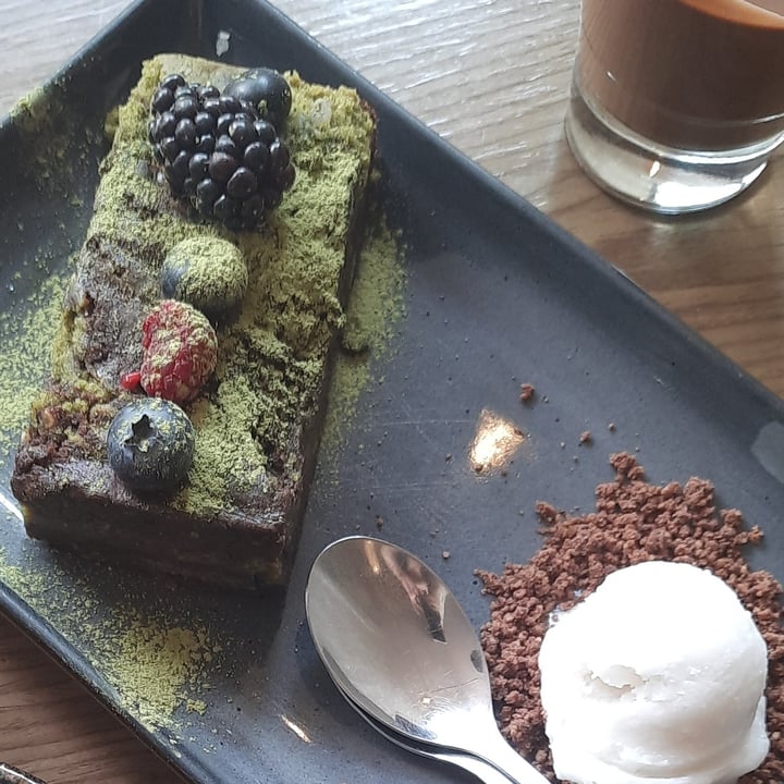 photo of Plantasia Brownie de matcha shared by @silbrowse on  20 Feb 2021 - review