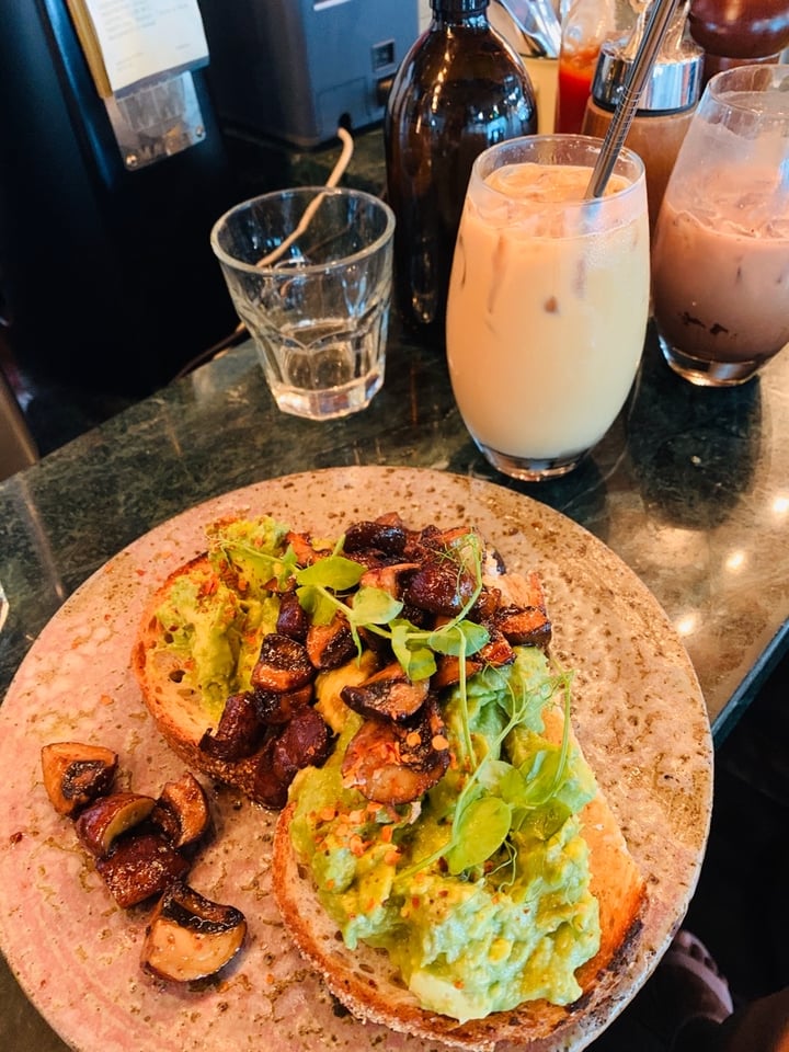 photo of Common Man Coffee Roasters Marmite Mushrooms shared by @crueltyfreetan on  21 Mar 2020 - review