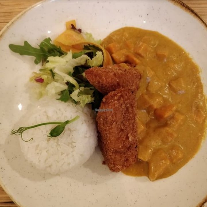 review photo of The Green Rocket Tofu Katsu Curry shared by @jenzibar on 14 Oct 2022 - review