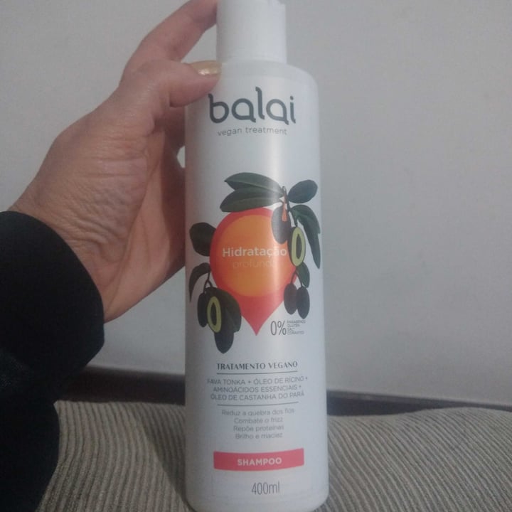 photo of Balai shampoo fava tonka shared by @cristianecoradi on  13 Sep 2022 - review