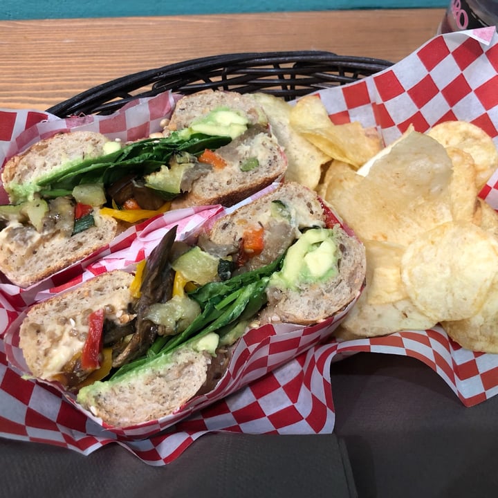 review photo of The Coffee Box Vegan Bagel shared by @aryushka on 15 Apr 2022 - review