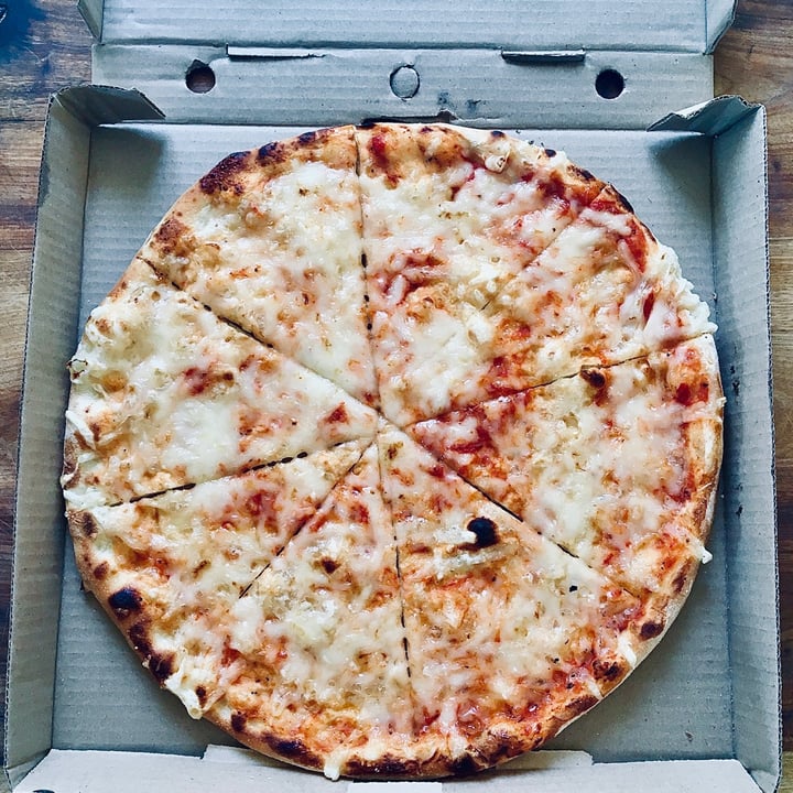 photo of Panarottis Table Bay Margarita pizza shared by @taz on  19 Dec 2020 - review