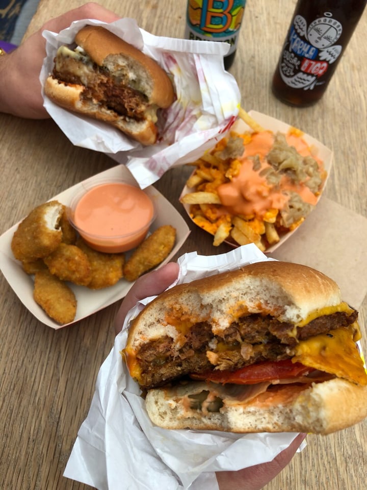 photo of Halo Burger THIS Isn't Chicken Nuggets shared by @allywally on  21 Aug 2019 - review