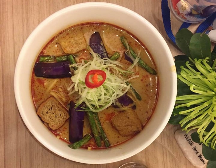 review photo of Botanist Café Nyonya Curry Ramen shared by @aish on 22 Oct 2018 - review