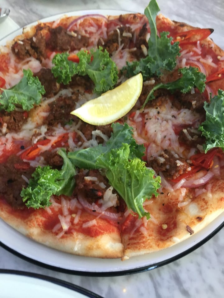 review photo of PizzaExpress Curried Beyond™ Beef Pizza shared by @emmachia on 10 Mar 2019 - review