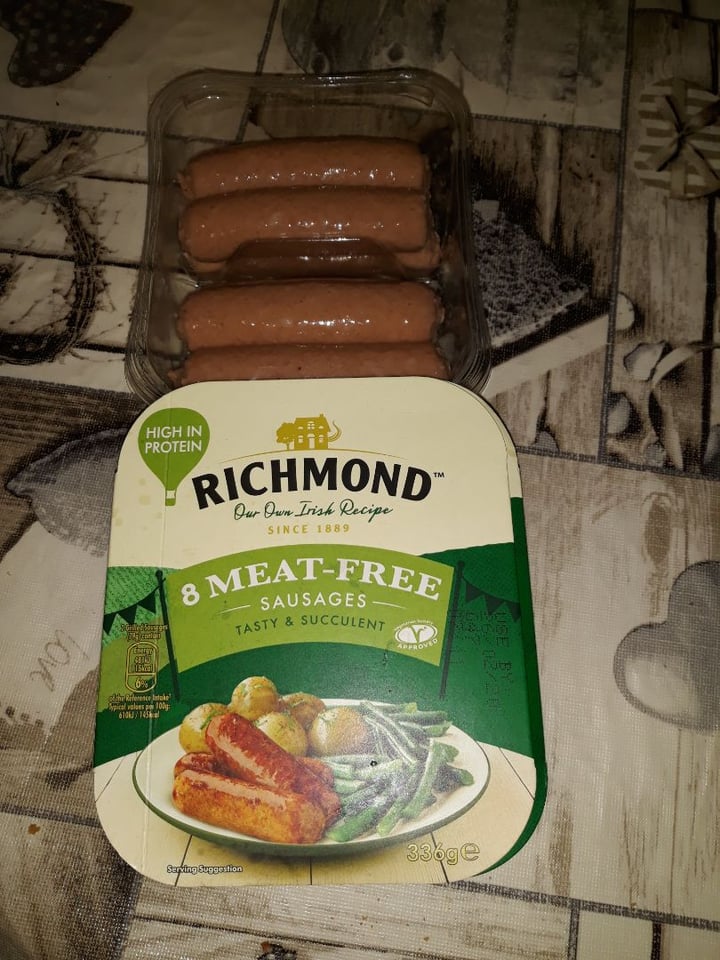 photo of Richmond Richmond Meat Free Sausages shared by @veegannette on  29 Feb 2020 - review