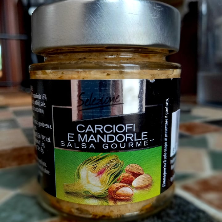 photo of Selezione Più In's Carciofi e mandorle salsa gourmet shared by @melo66 on  15 Sep 2021 - review