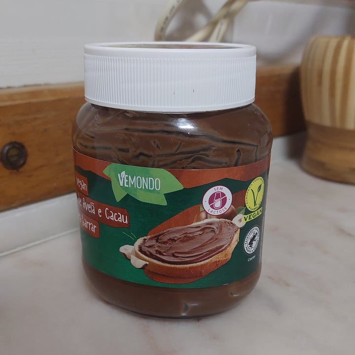 review photo of Vemondo Hazelnut & Cocoa Spread shared by @saoriiku on 12 May 2022 - review