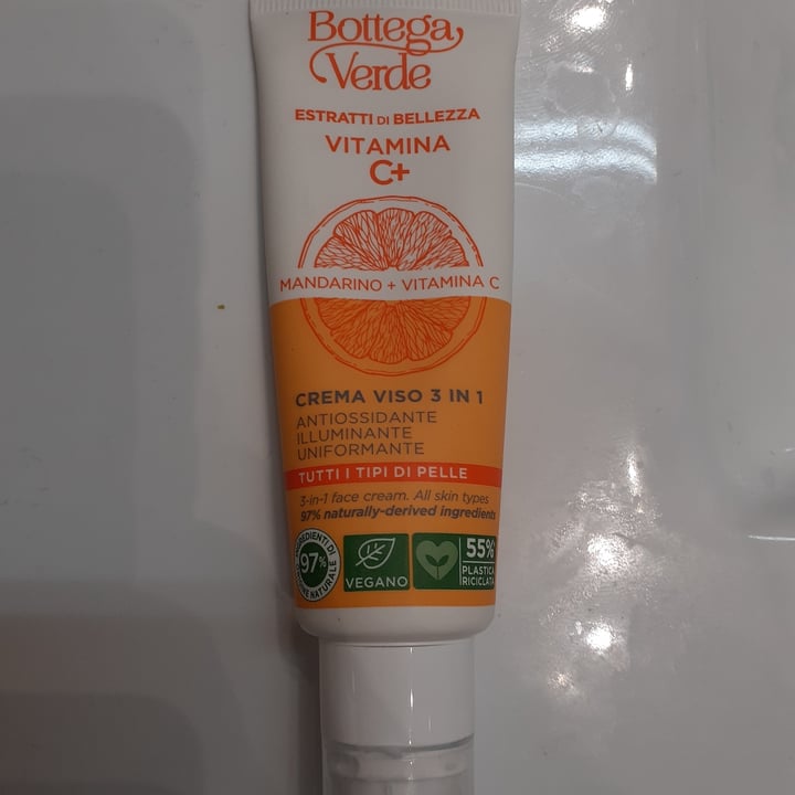 photo of Bottega Verde Crema viso mandarino+vitamina C shared by @luciadilet on  15 Apr 2022 - review
