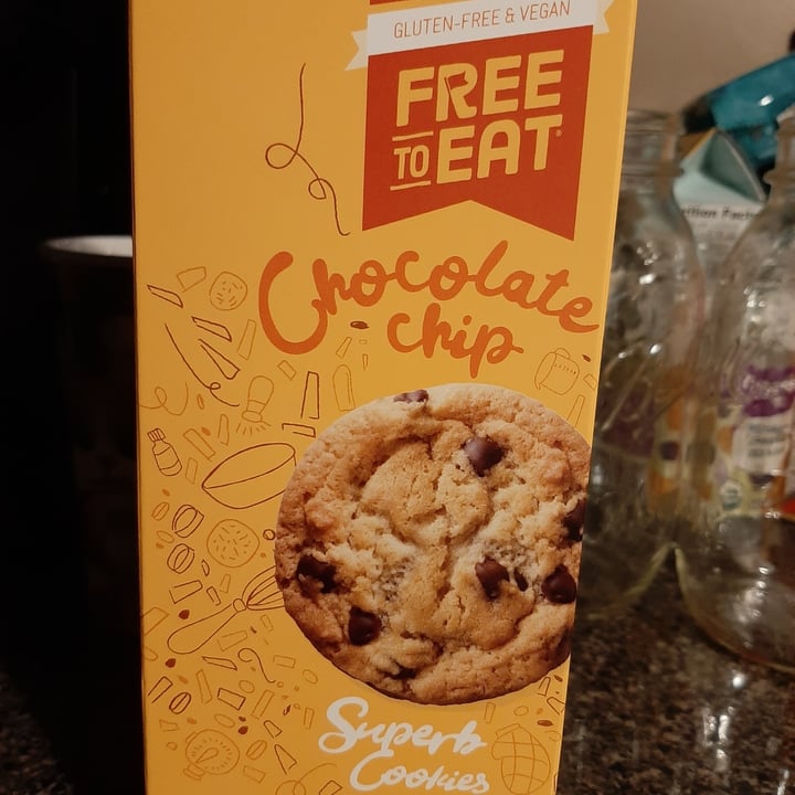 photo of Cybele's Chocolate chip cookies shared by @treehugginjen on  09 Nov 2021 - review
