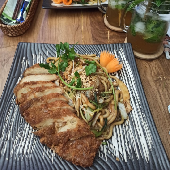 photo of Com Chay Udon Nudeln mit veganer Ente shared by @supalea on  06 Oct 2020 - review