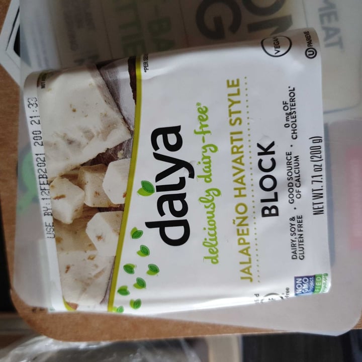 photo of Daiya Jalapeño Havarti Style Farmhouse Block shared by @claudiarolandera on  31 Mar 2020 - review