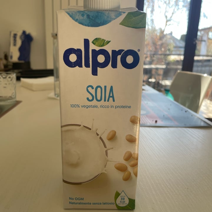 review photo of Alpro 100% vegetale soia ricco in proteine shared by @ariedori on 11 Dec 2022 - review