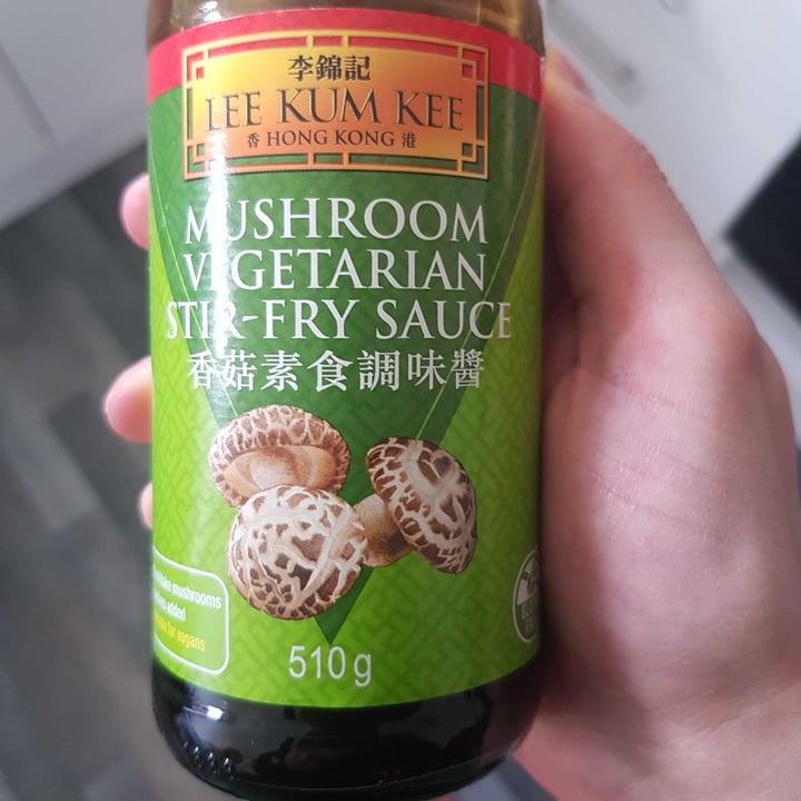 review photo of Lee Kum Kee Mushroom vegetarian stir-fry sauce shared by @vegancreature on 17 Apr 2021 - review